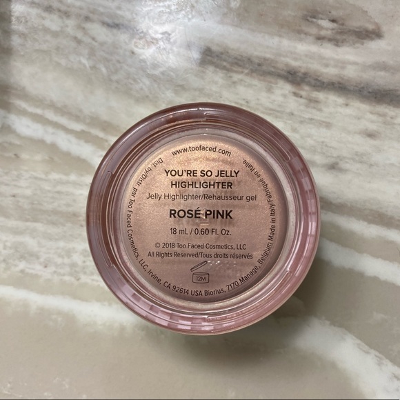 NIB Too Faced You’re So Jelly Highlighter RoséPink - Picture 4 of 5